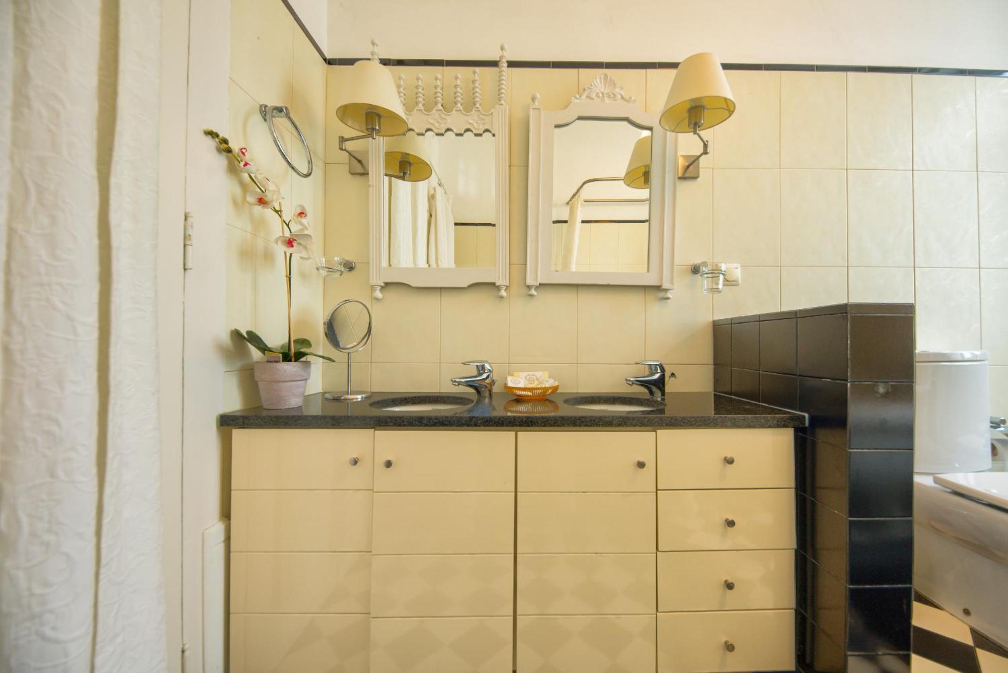 Adore Portugal Coimbra Guest House ภายนอก รูปภาพ