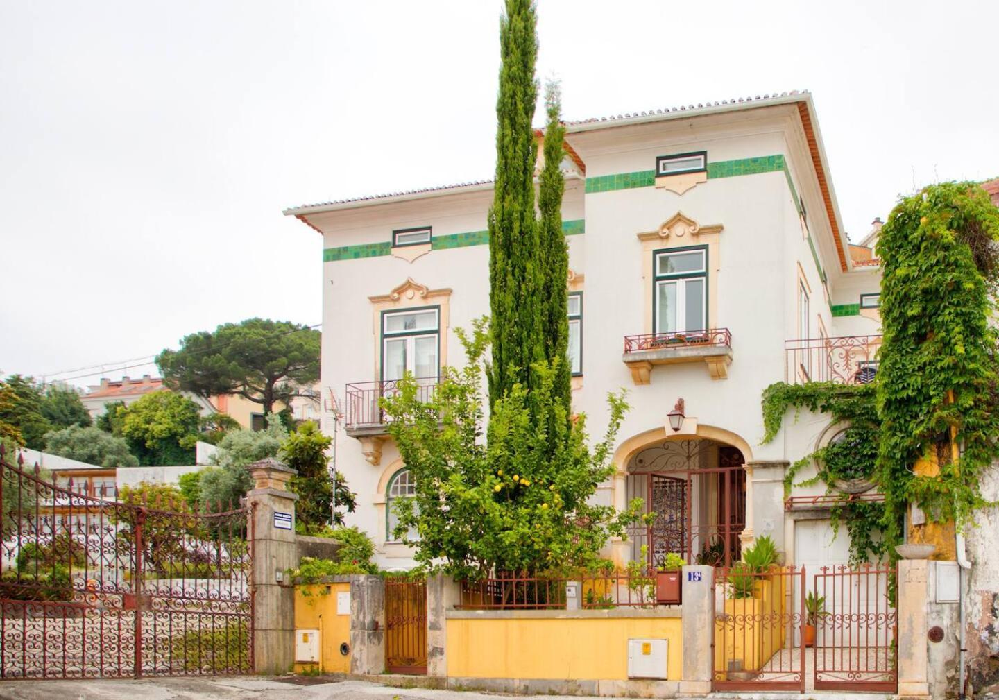 Adore Portugal Coimbra Guest House ภายนอก รูปภาพ